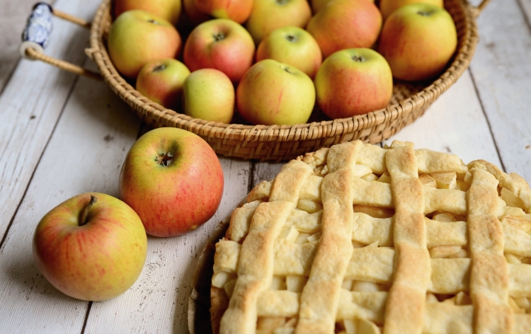 pie-5601656_1920.jpg