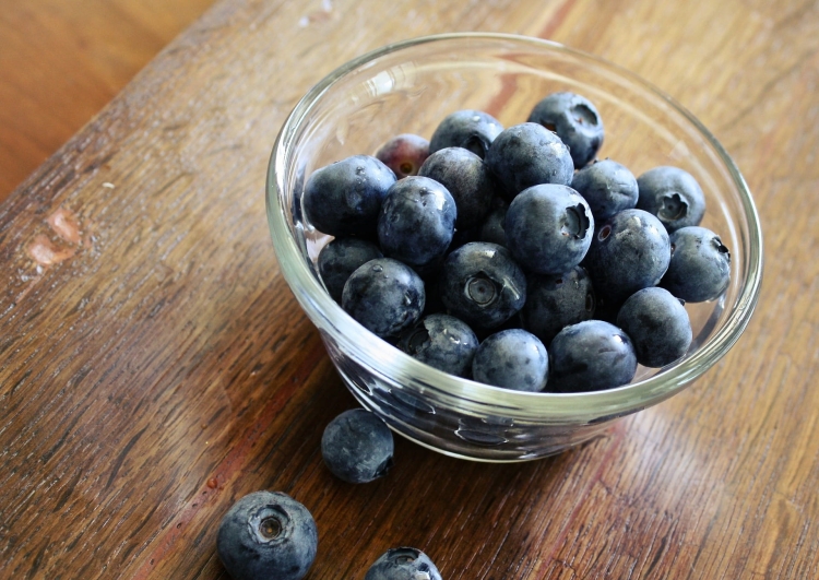 blueberries-1424172_1920.jpg